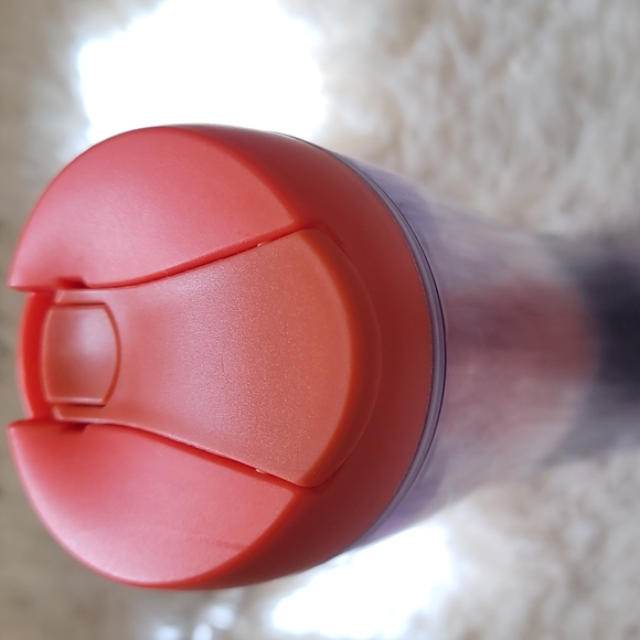 Aladdin fruit infuser travel mug, 20 oz - Picture 4 of 6